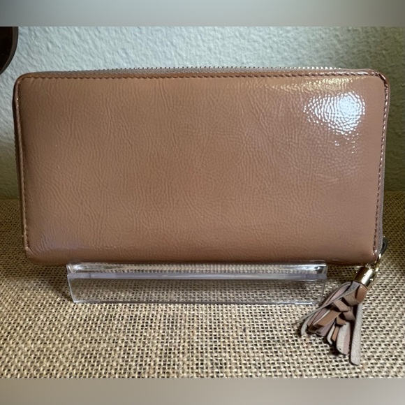 GUCCI patent leather Soho, long wallet - Picture 4 of 7